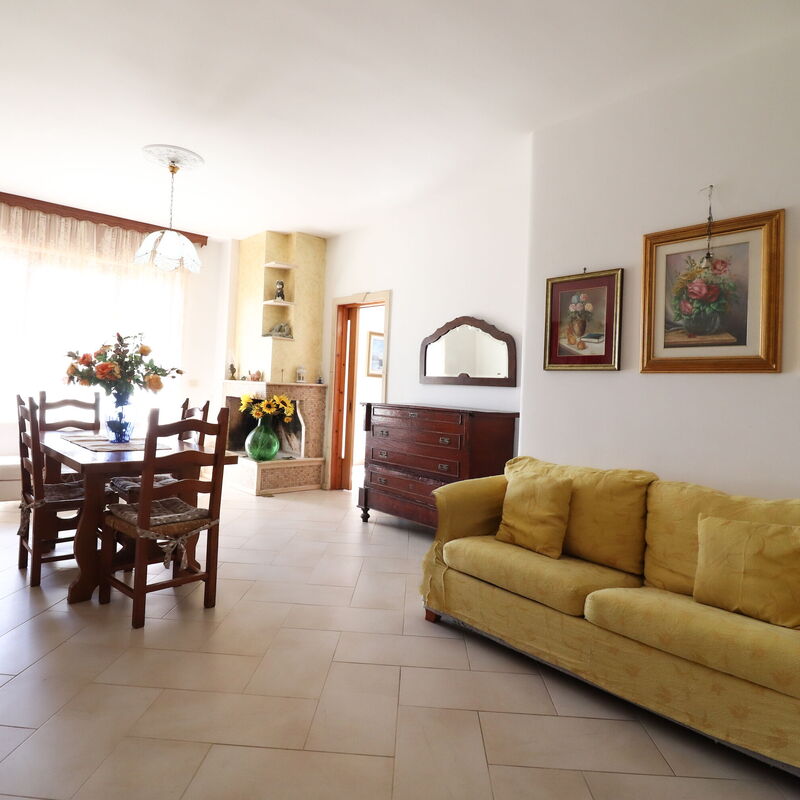 Kefera: Living Room