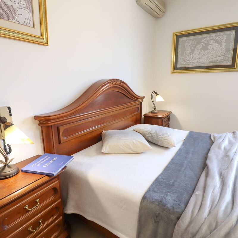 Calipso: Bedroom