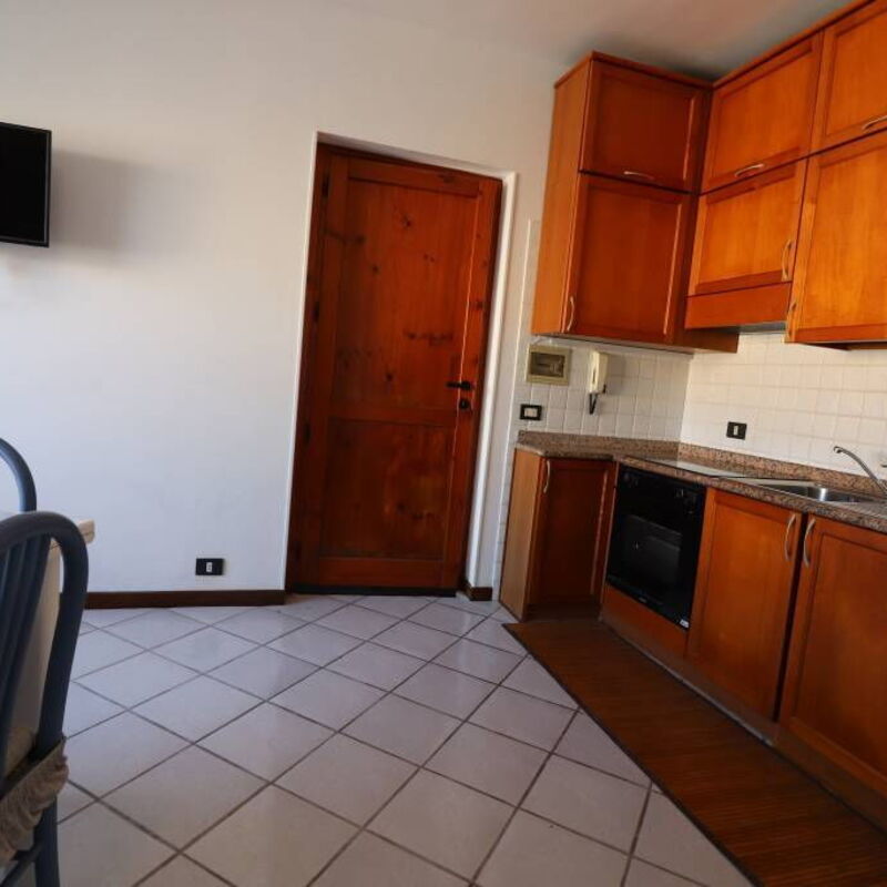 Sophia: Kitchen