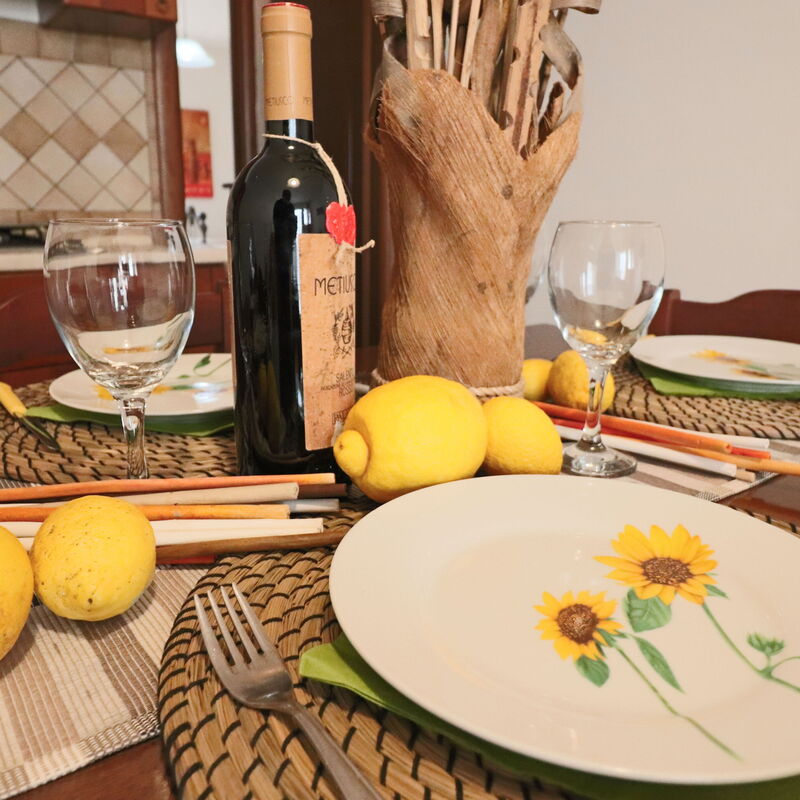 Casa Samira Otranto: Near Beach & Historic Center – Sleeps 4: Dining Room