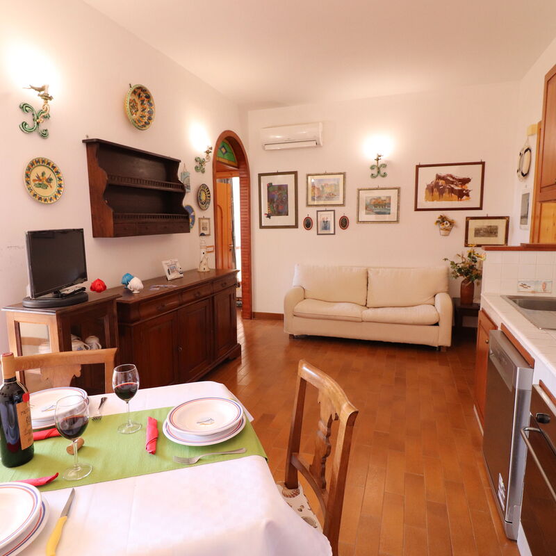Patrizia: Sala da pranzo, Soggiorno