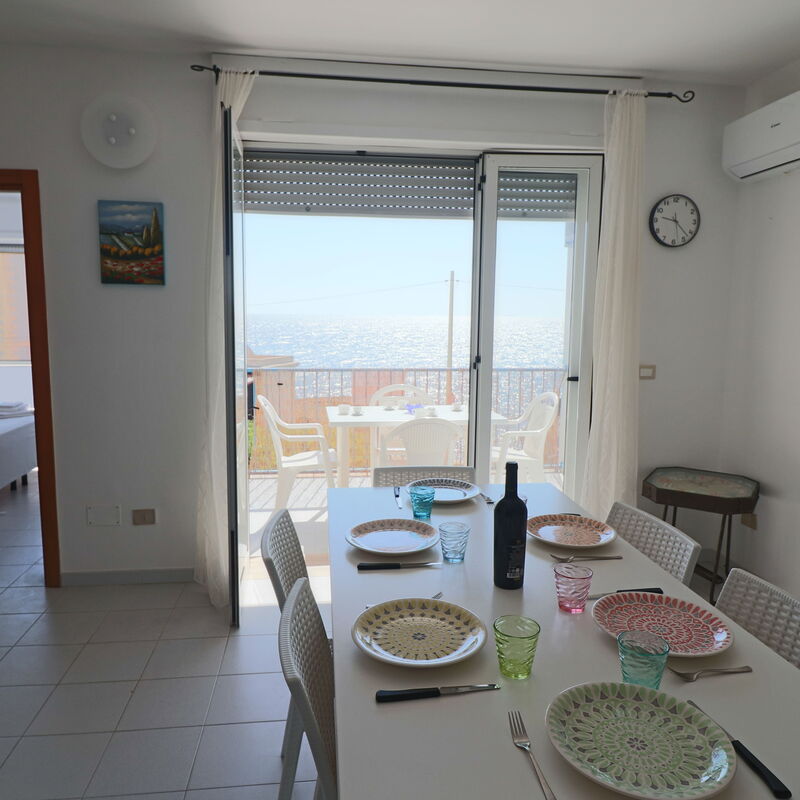 Olimpia: Dining Room