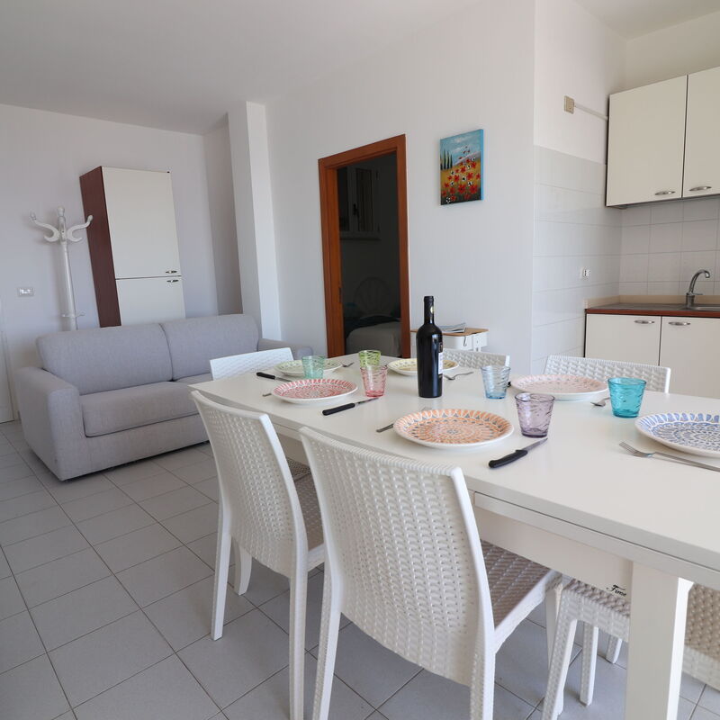 Olimpia: Dining Room