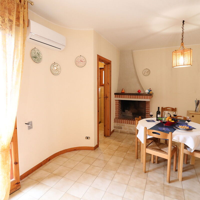 Nicole: Dining Room