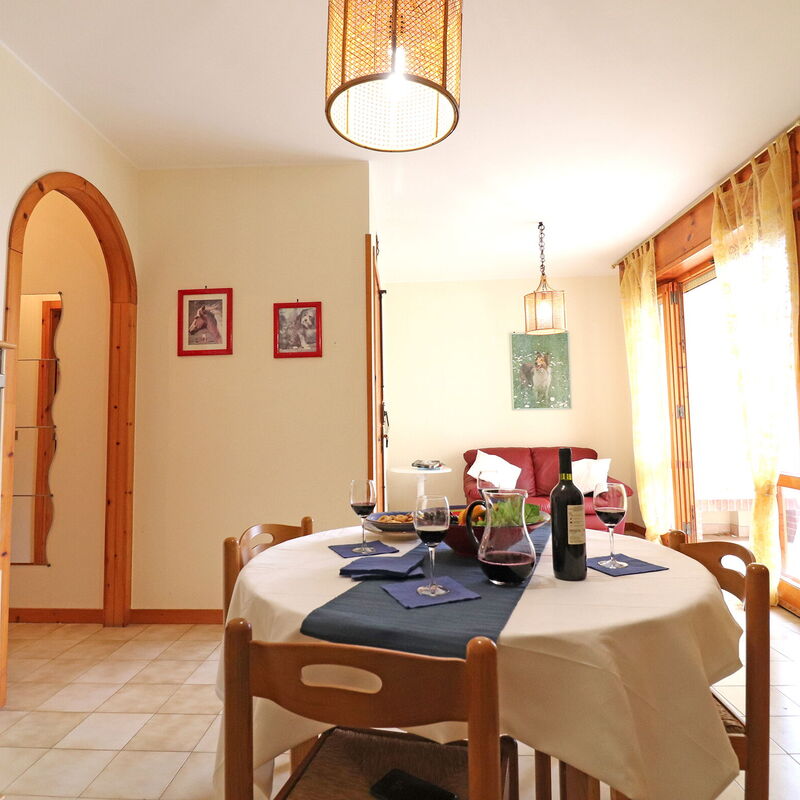 Nicole: Dining Room