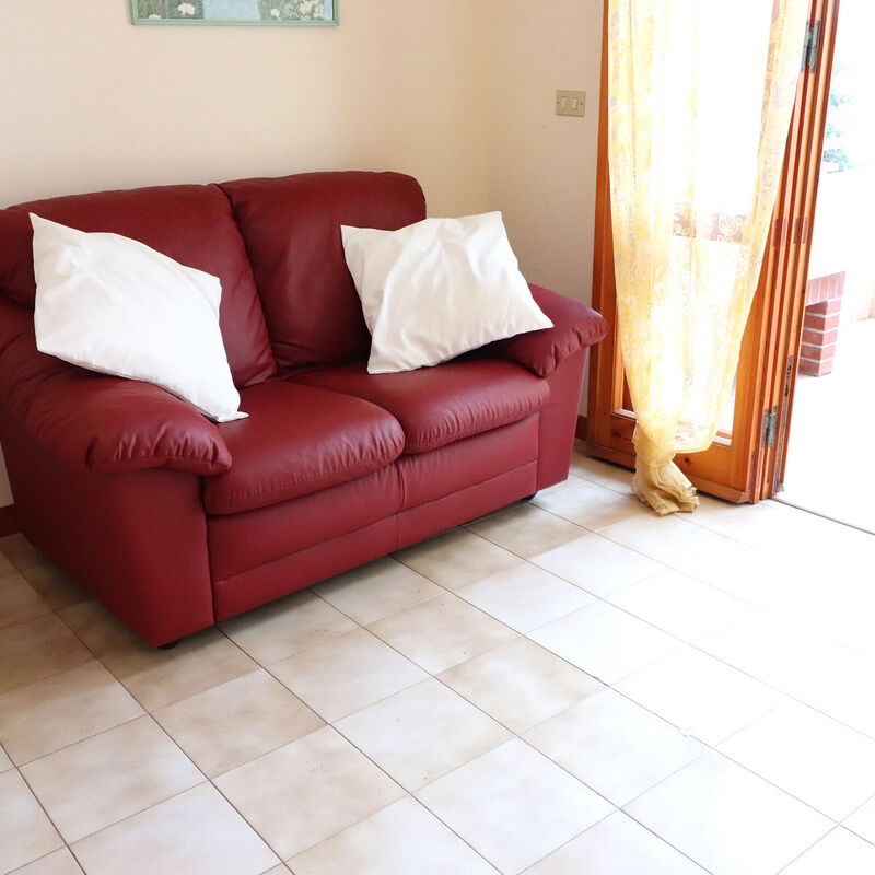 Nicole: Living Room
