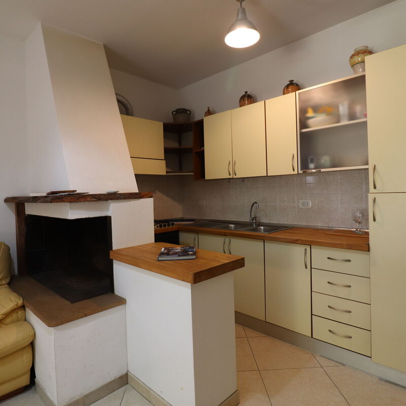 Laura: Kitchen