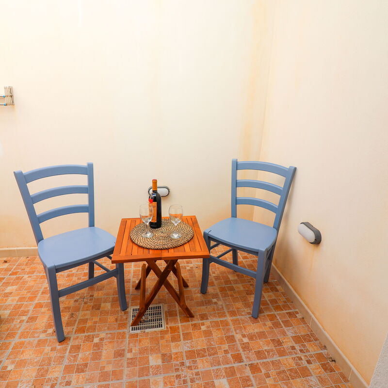 Malika: Dining Room, Outdoor