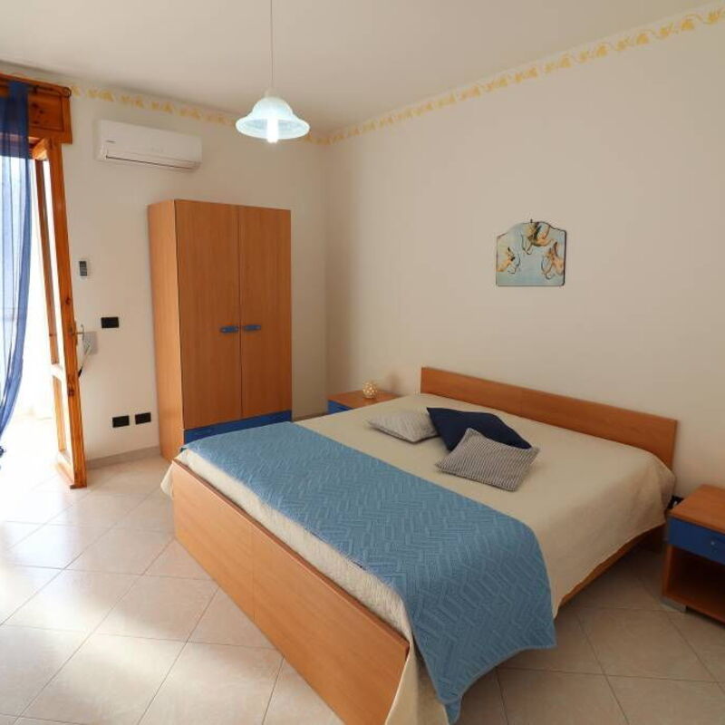 Ludovica: Bedroom