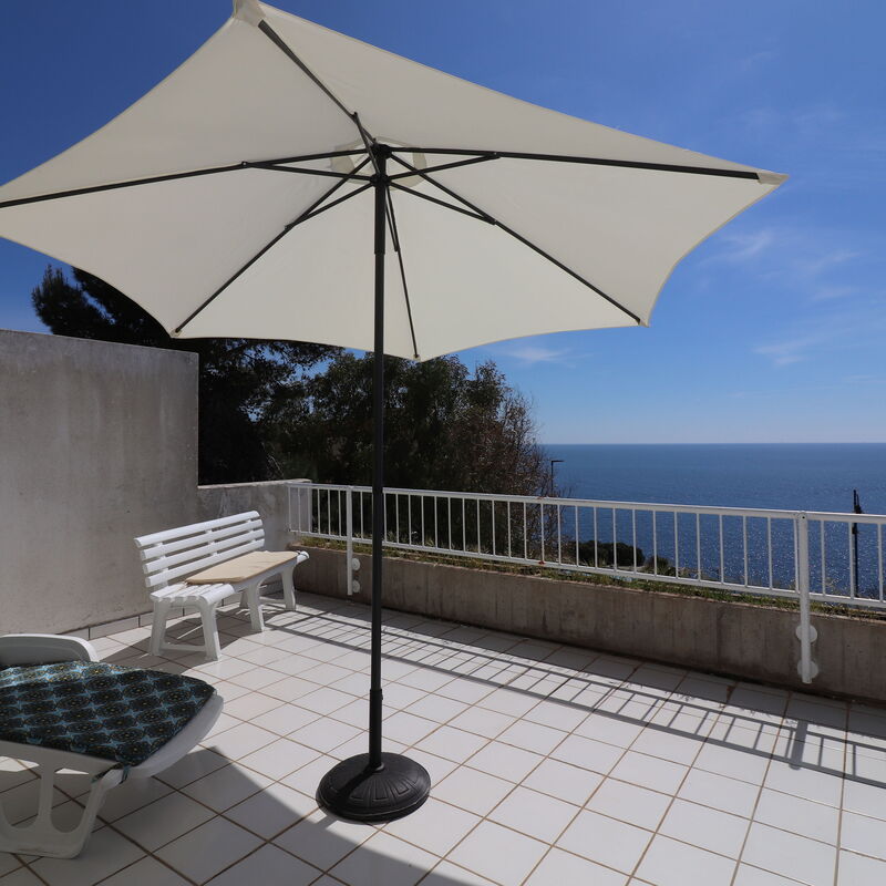 Nisea: Balcony / Terrace / Patio, Building Exterior, Outdoor, Wellness