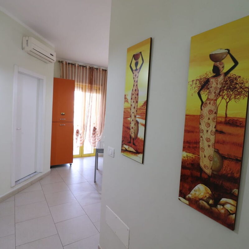 Lucia: Living Room
