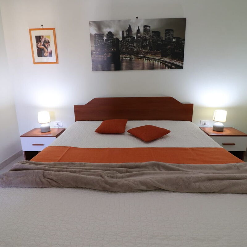 Lucia: Bedroom
