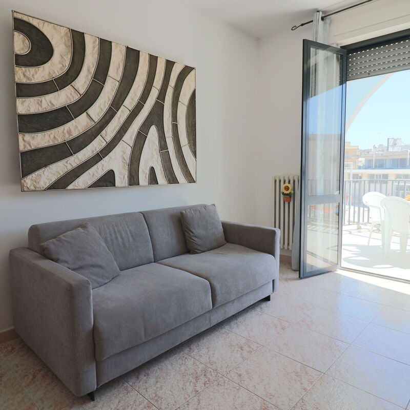 Idrusa: Living Room