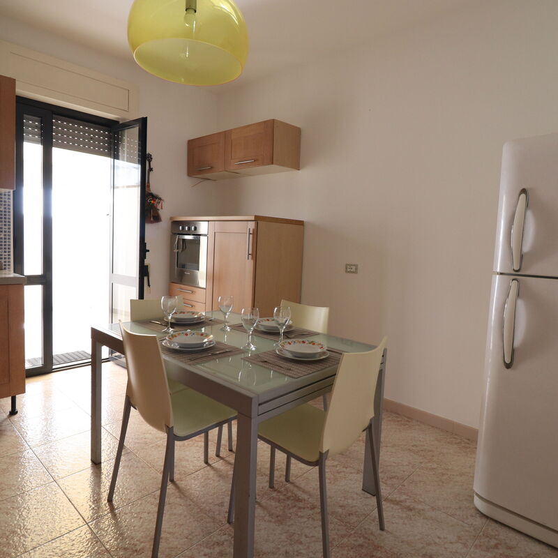 Idrusa: Dining Room