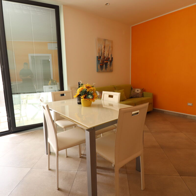 Susanna: Living Room