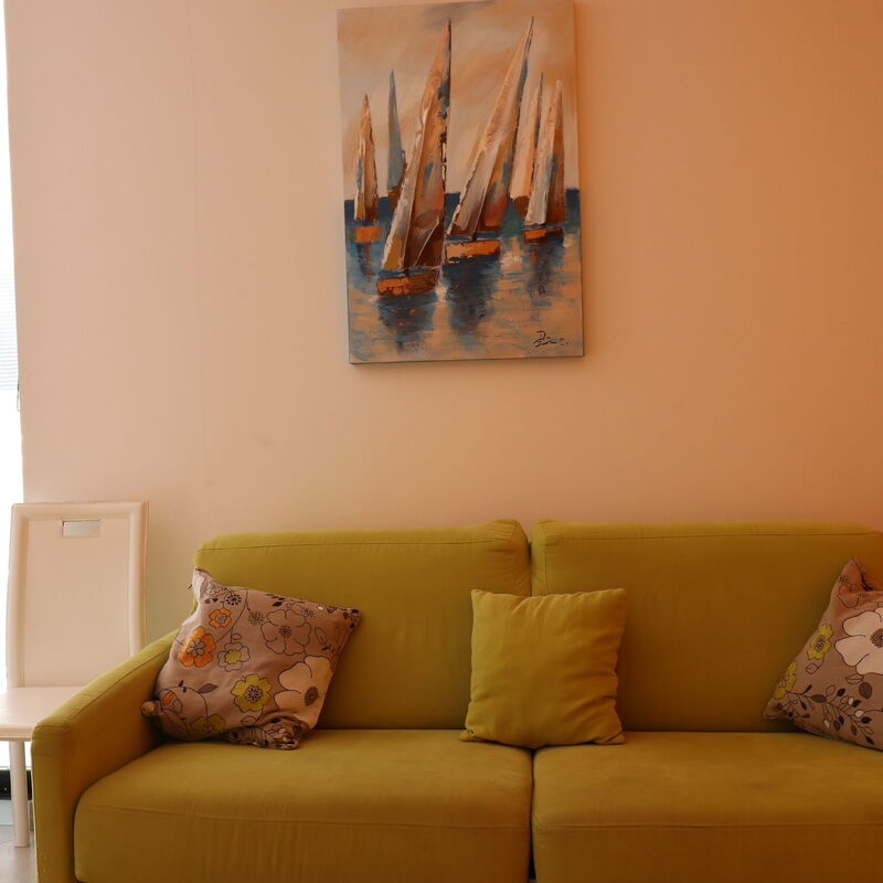 Susanna: Living Room