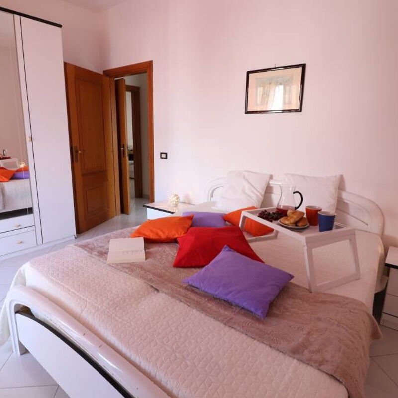 Gio: Bedroom