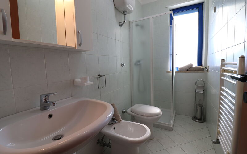 Gaia: Bathroom