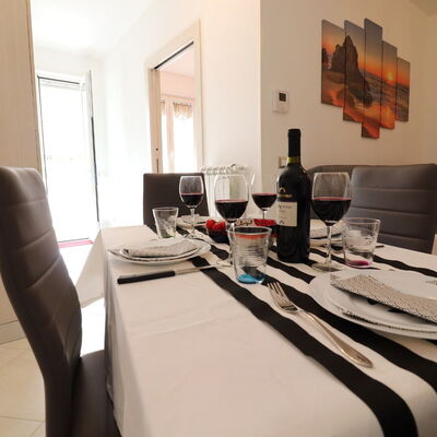 Francesca: Sala da pranzo
