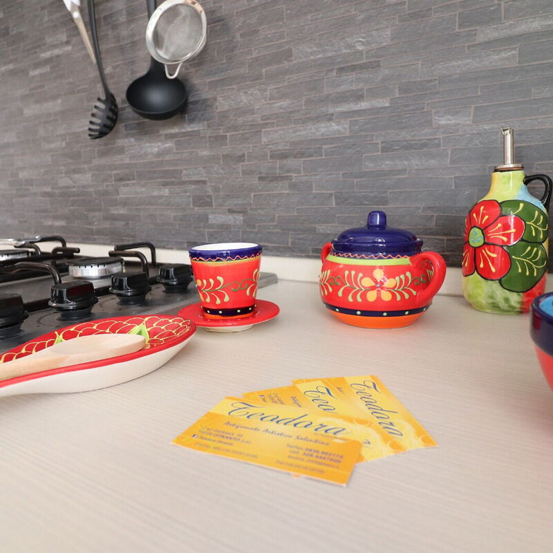 Francesca: Kitchen, Room Detail
