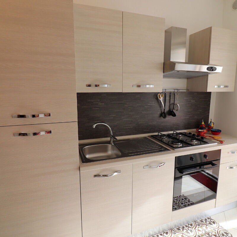 Francesca: Kitchen