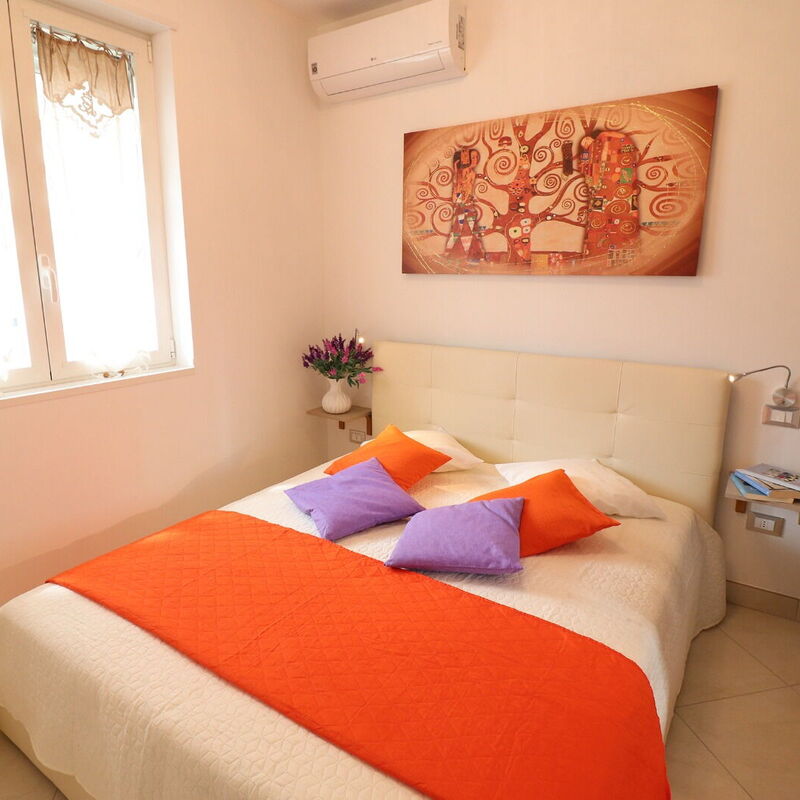 Francesca: Bedroom