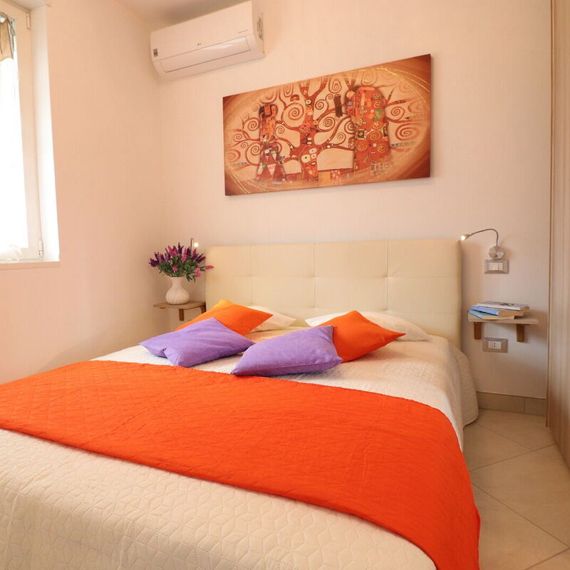 Francesca: Bedroom