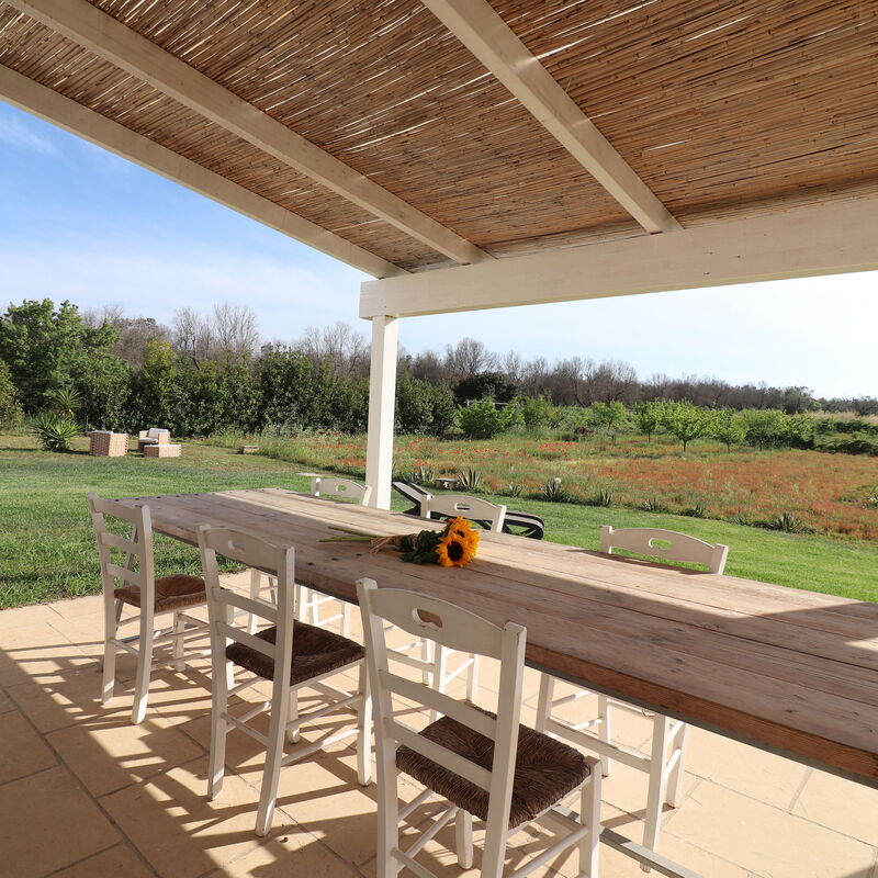 Elegante Villa Casale 50: Balcony / Terrace / Patio, Building Exterior, Outdoor