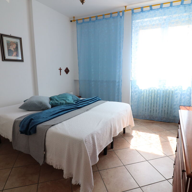 Ayra: Bedroom
