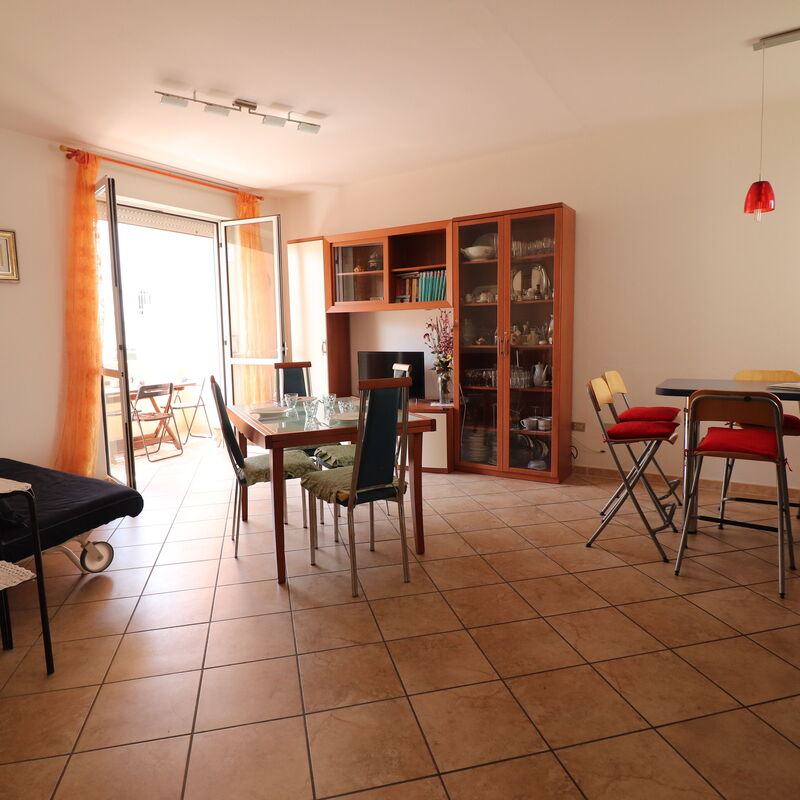 Ayra: Dining Room