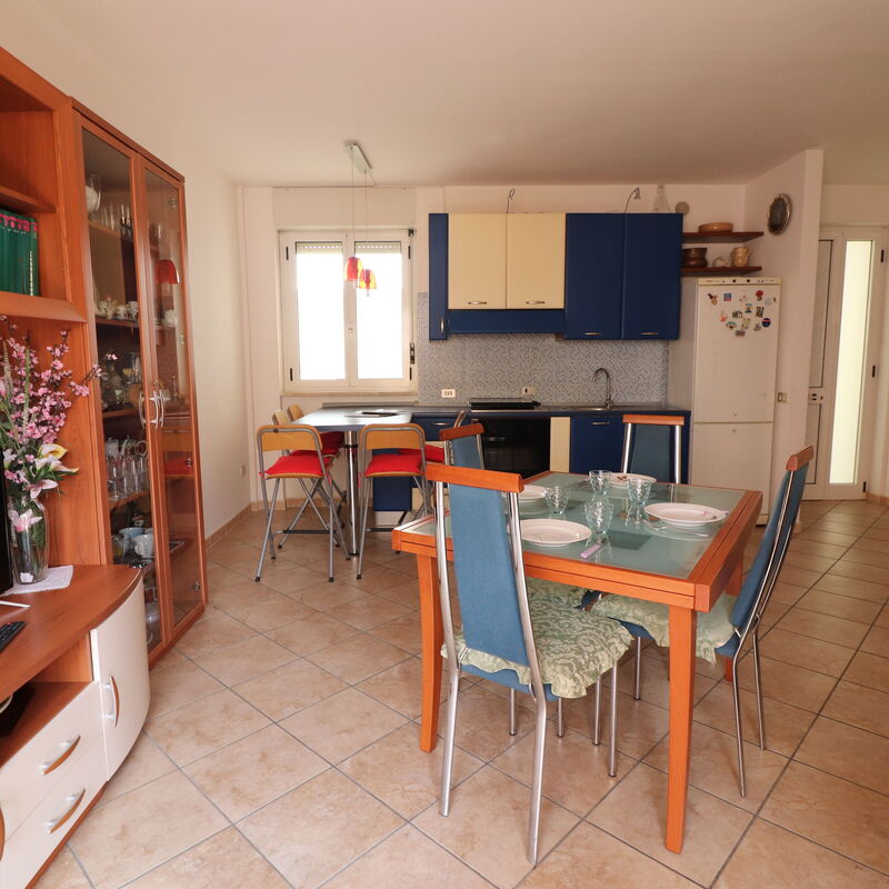 Ayra: Dining Room