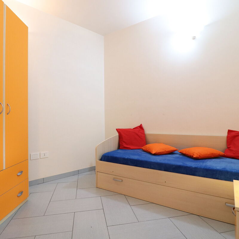 Claudia: Bedroom