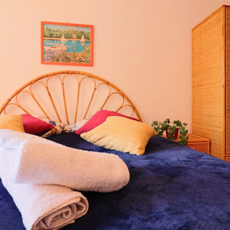 Cecilia: Bedroom