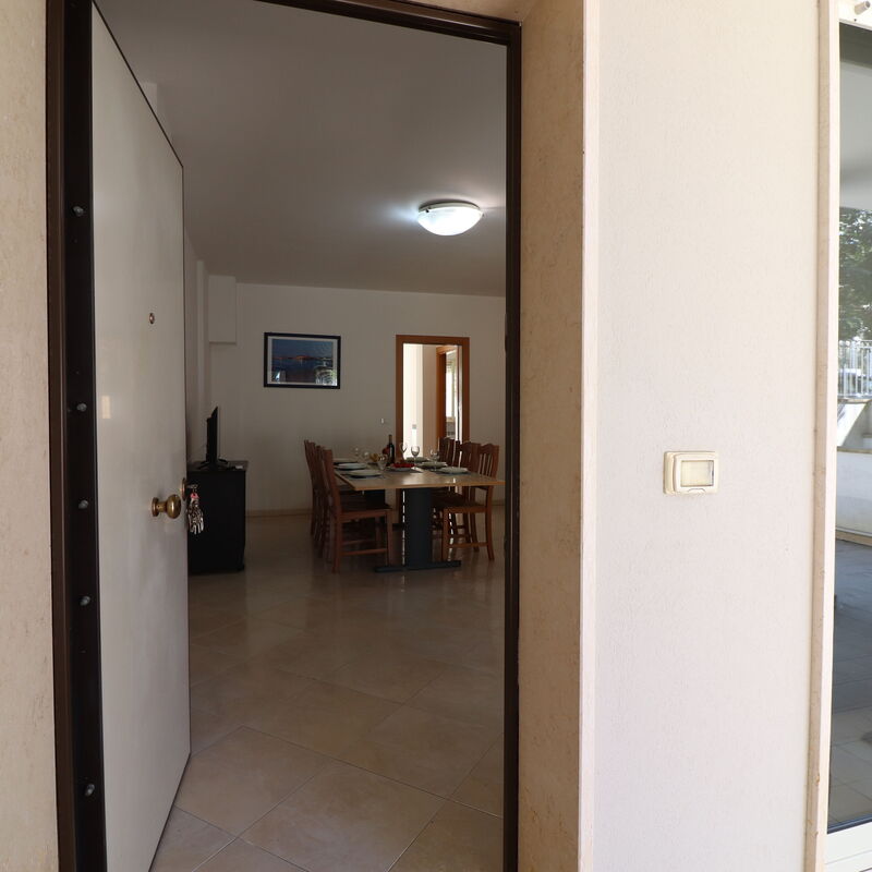 Elettra: Dining Room