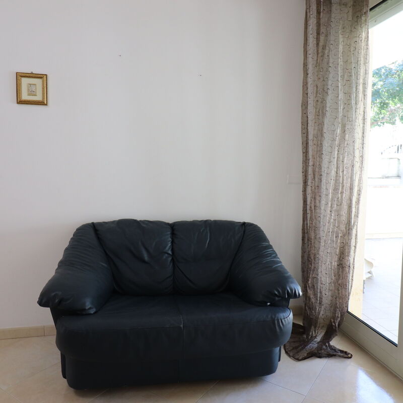 Elettra: Living Room