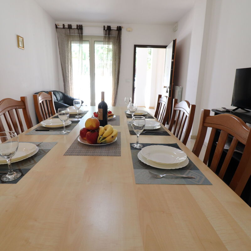 Elettra: Dining Room